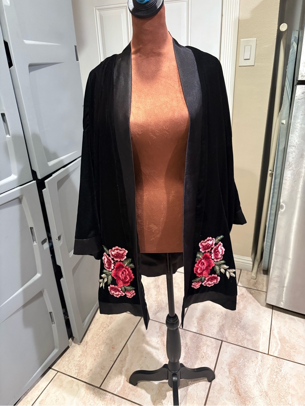 Max Studio Black Open-Front Kimono with Pink Rose Embroidery
